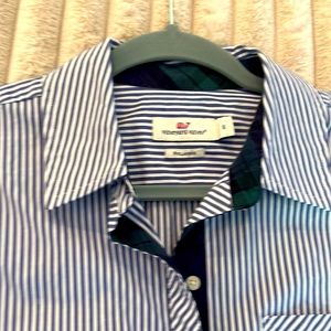Vineyard Vines Relaxed Fit Button Down Oxford